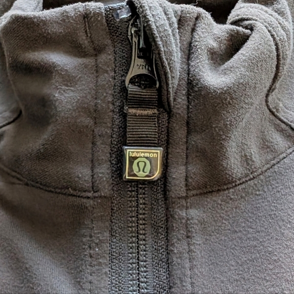 Lululemon Track Jacket Athletic Sport Running Casual Mens Medium Chocolate Brown - Picture 11 of 16